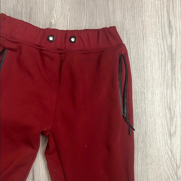 Aeropostale women Red Jogger Pants - Picture 3 of 5